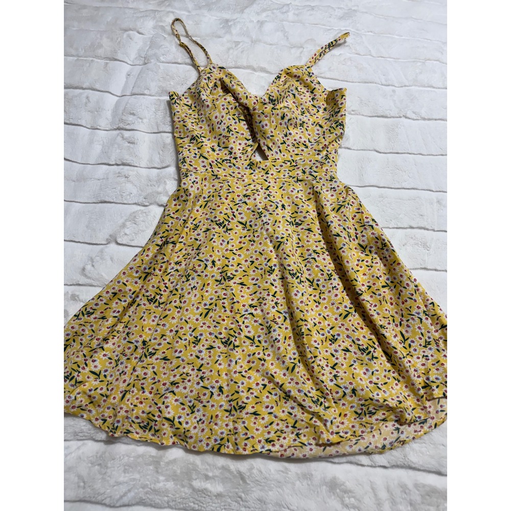 Yellow Ditsy Floral Fit & Flare Mini Dress Cutout Tie Back M Cottagecore Summer - Picture 7 of 10